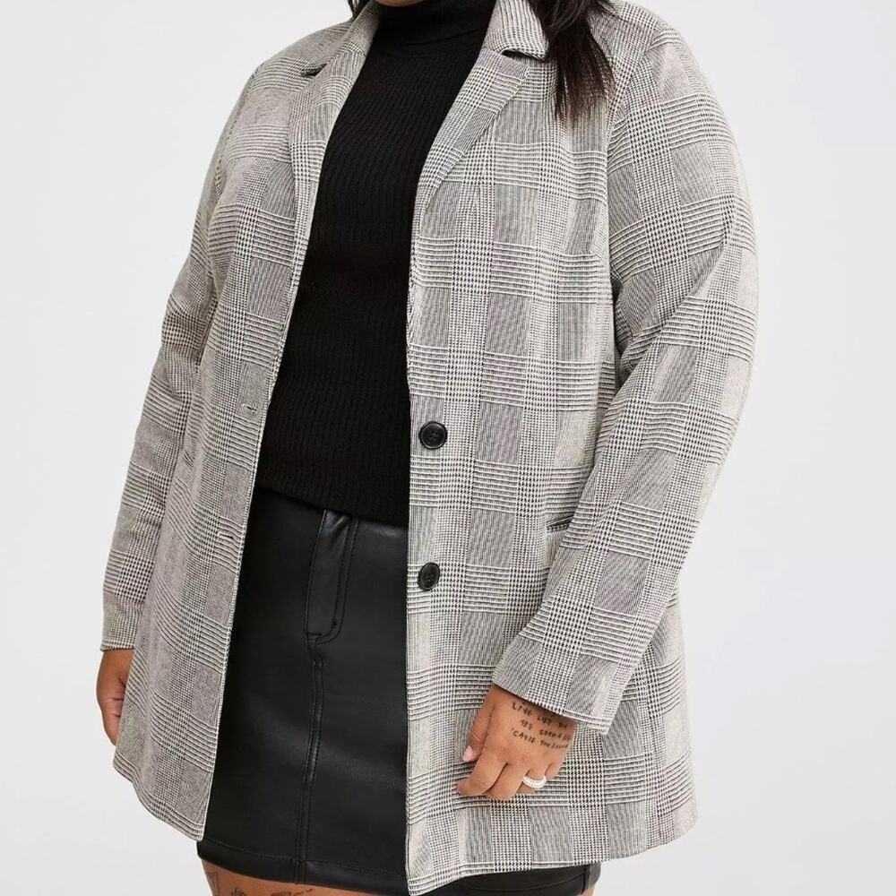 TORRID Women's Studio Double Knit Boyfriend Blazer 1X(14-16) NWT Plus Size